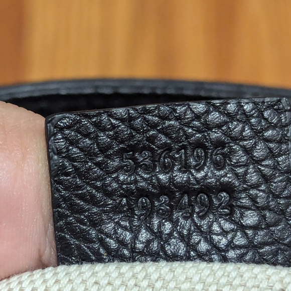 Gucci Pebbled Calfskin Medium Soho Chain Shoulder Bag Black - Picture 14 of 16